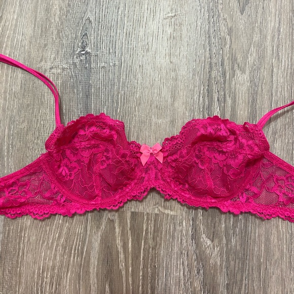 Unlined pink lace bra💓 - Picture 1 of 4